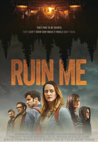 Plakat Filmu Zniszcz mnie (2017)